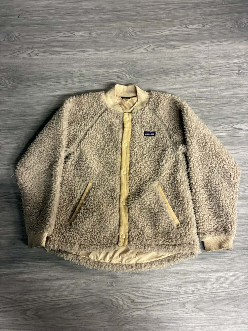 patagonia Retro-X Fleece Bomber Jacket Beige Polyester Snap Button Retro